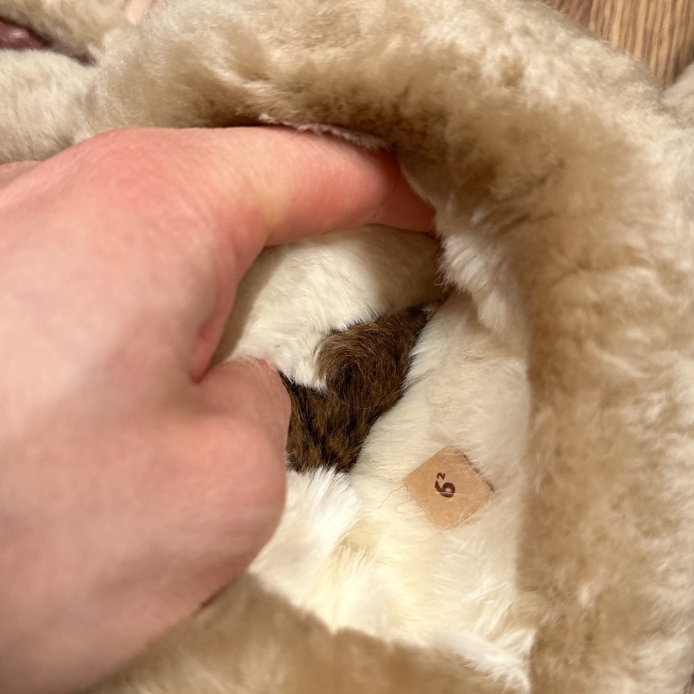 Vintage 60s 70s Dent's Leather Shearling Lined Fur Furry Tan Gloves Womens 6.5 - Picture 8 of 10